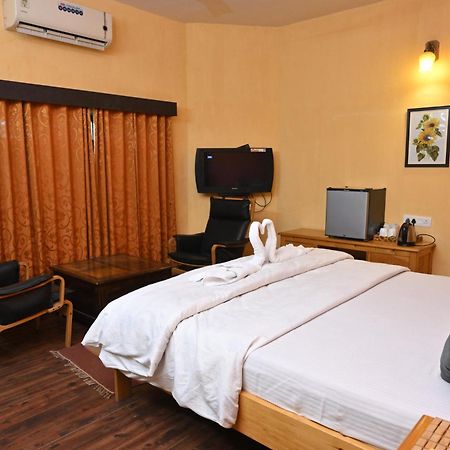 Madpackers Jodhpur Hostel จ๊อดปูร์ ภายนอก รูปภาพ