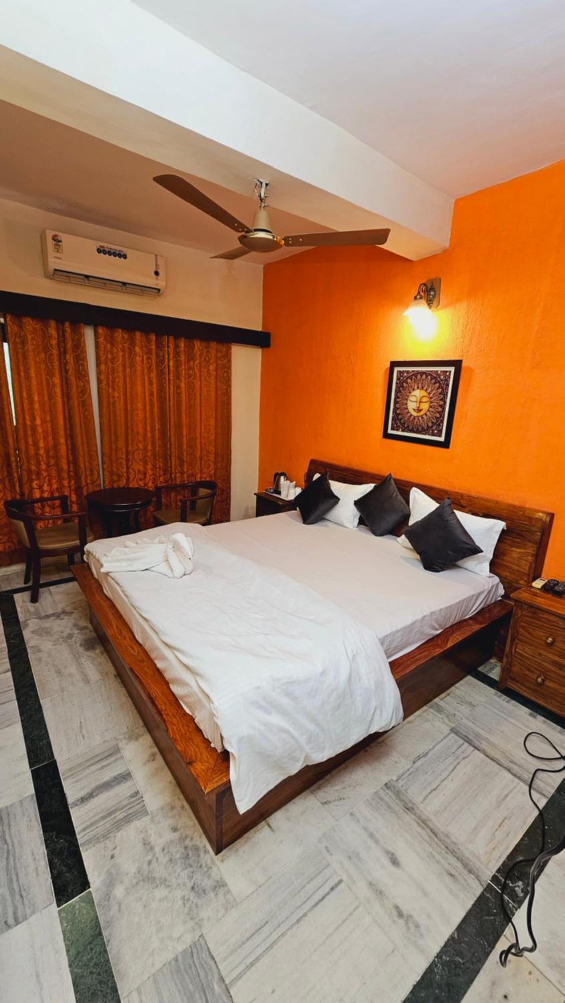 Madpackers Jodhpur Hostel จ๊อดปูร์ ภายนอก รูปภาพ