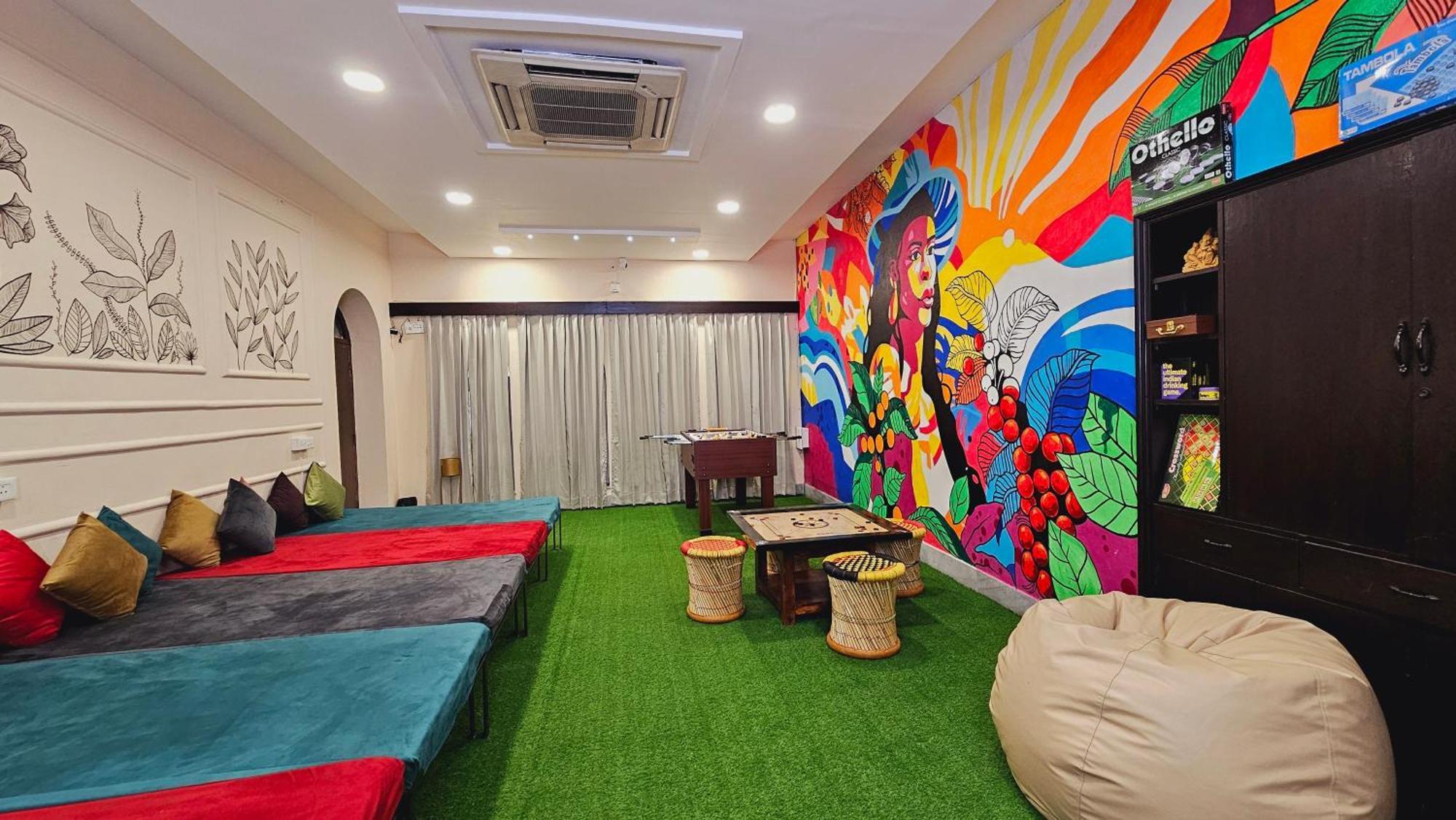 Madpackers Jodhpur Hostel จ๊อดปูร์ ภายนอก รูปภาพ