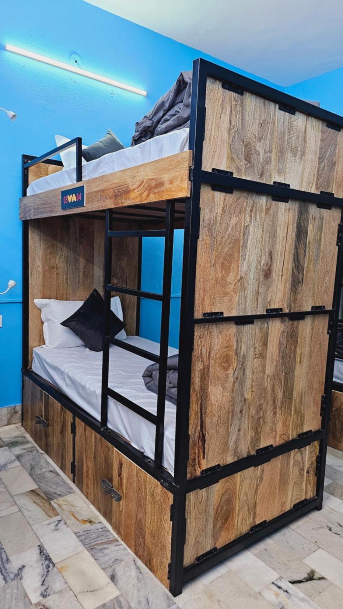 Madpackers Jodhpur Hostel จ๊อดปูร์ ภายนอก รูปภาพ