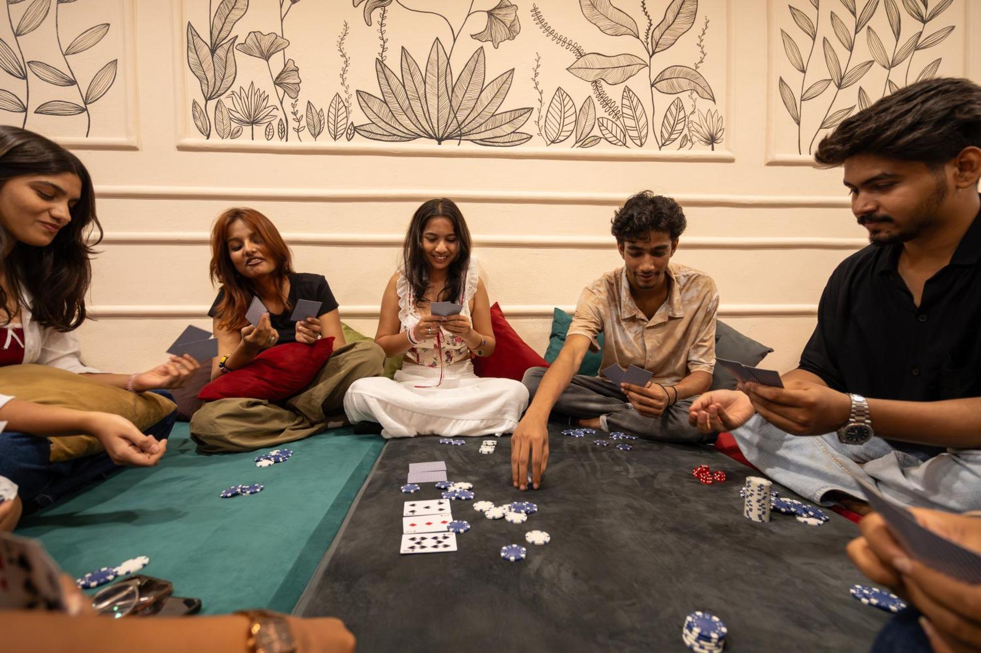 Madpackers Jodhpur Hostel จ๊อดปูร์ ภายนอก รูปภาพ